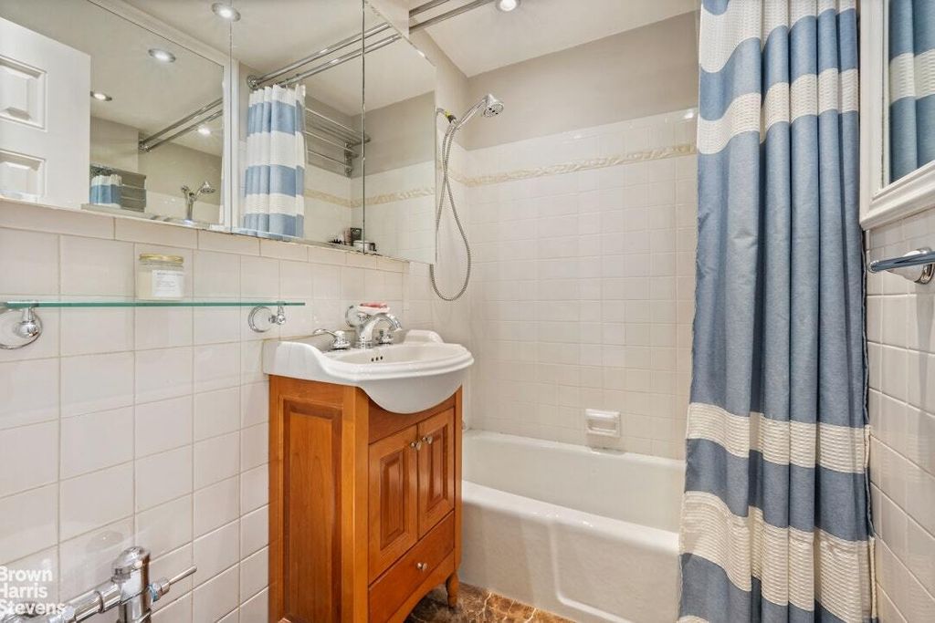 Property photo 3 of 6 <Alttext/>