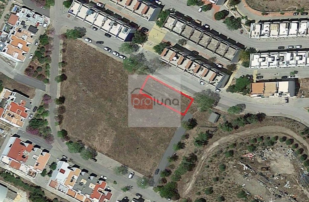 Property photo 1 of 3