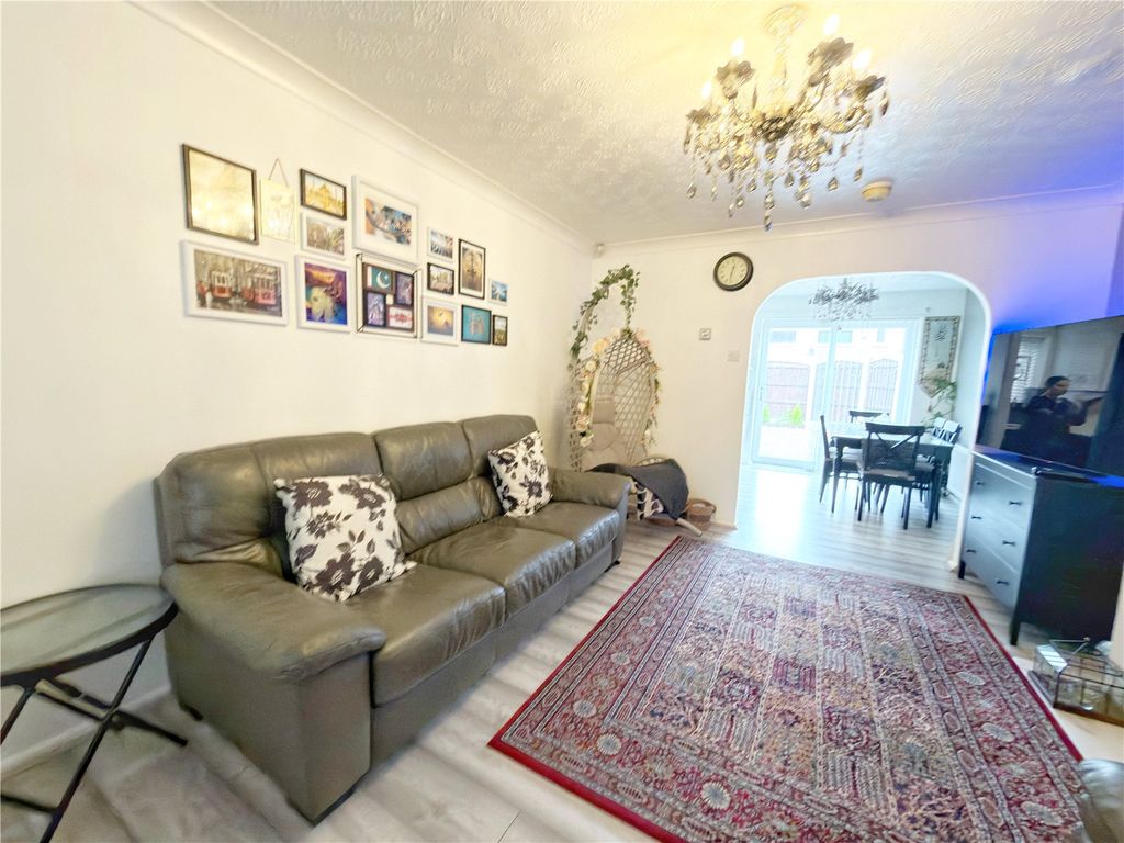 Property photo 3 of 15 Picture No. 04