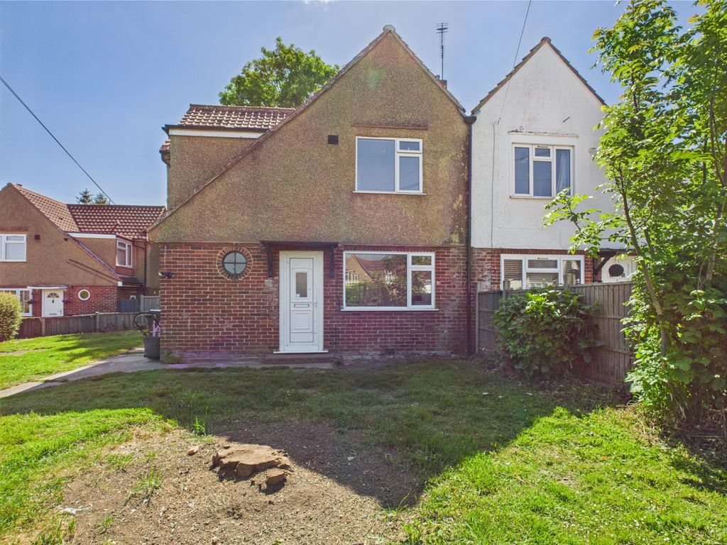 Property photo 1 of 9 14 St Nicholas Road, Canterbury, Kent, Ct1 3Ub