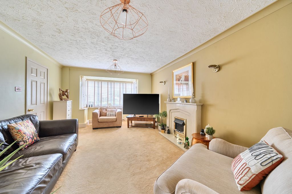 Property photo 2 of 23 14419061569Dcee4c574A3