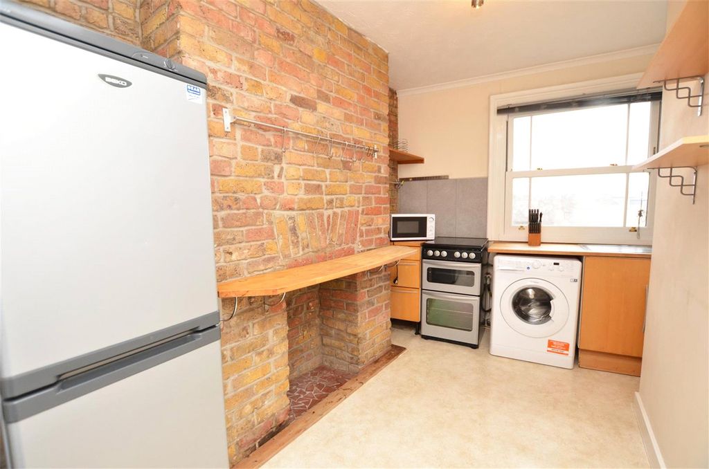 Property photo 2 of 6 Picture No. 07