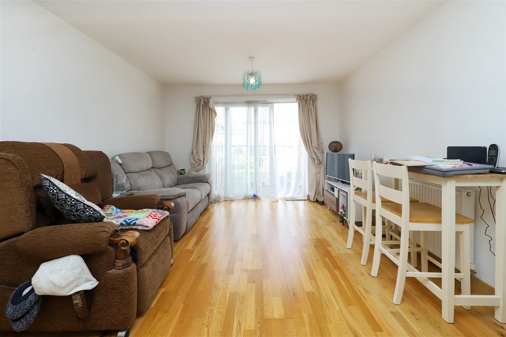 Property photo 2 of 10 Living Area