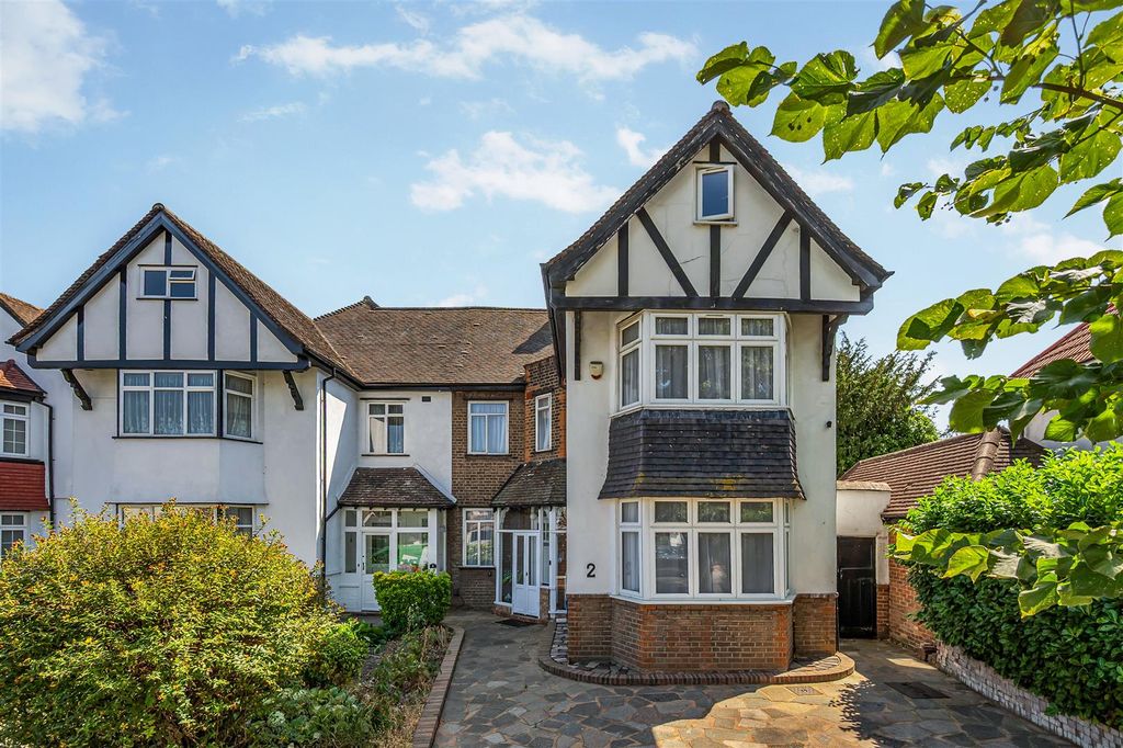 Property photo 1 of 19 2 Evelyn Grove-1.Jpg