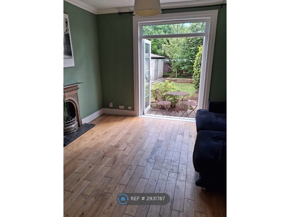 Property photo 1 of 3