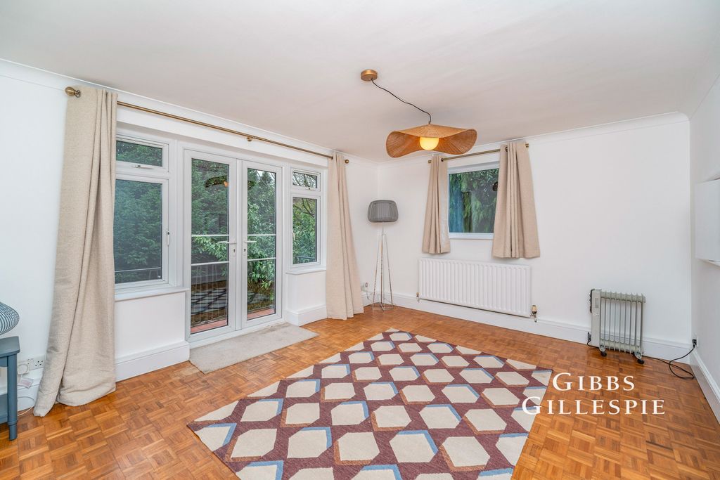 Property photo 1 of 17 Pbox-Img.Jpg