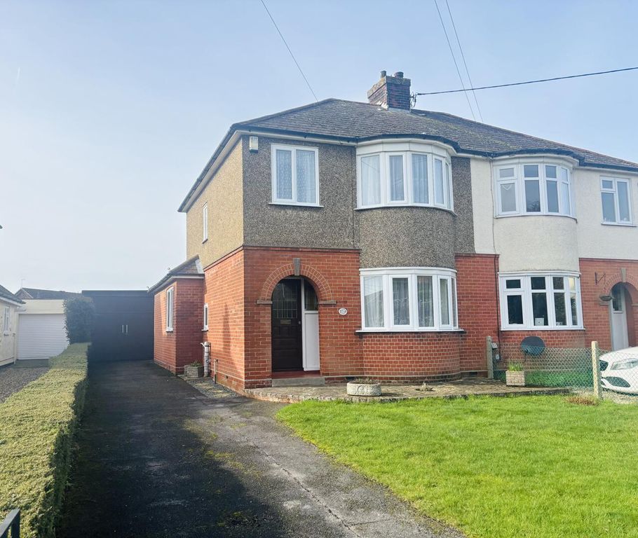 Property photo 1 of 17 Front (Exterior)