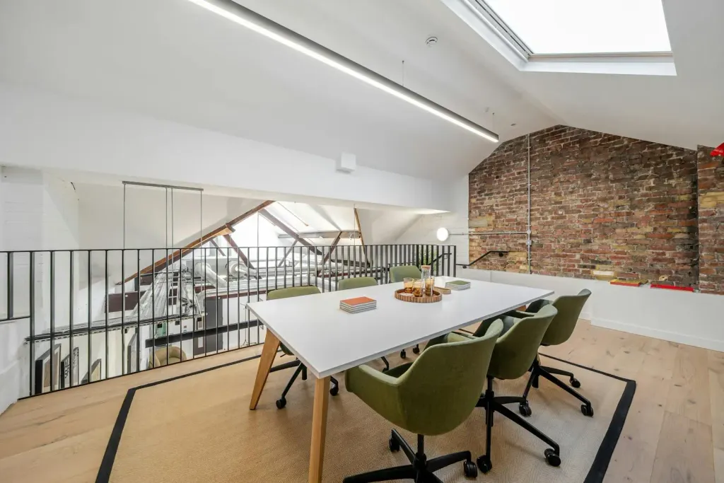 Property photo 3 of 9