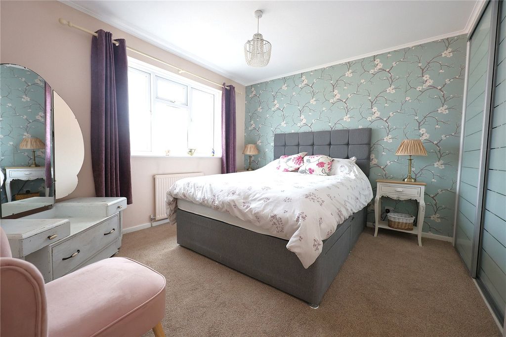 Property photo 2 of 22 Picture No. 02