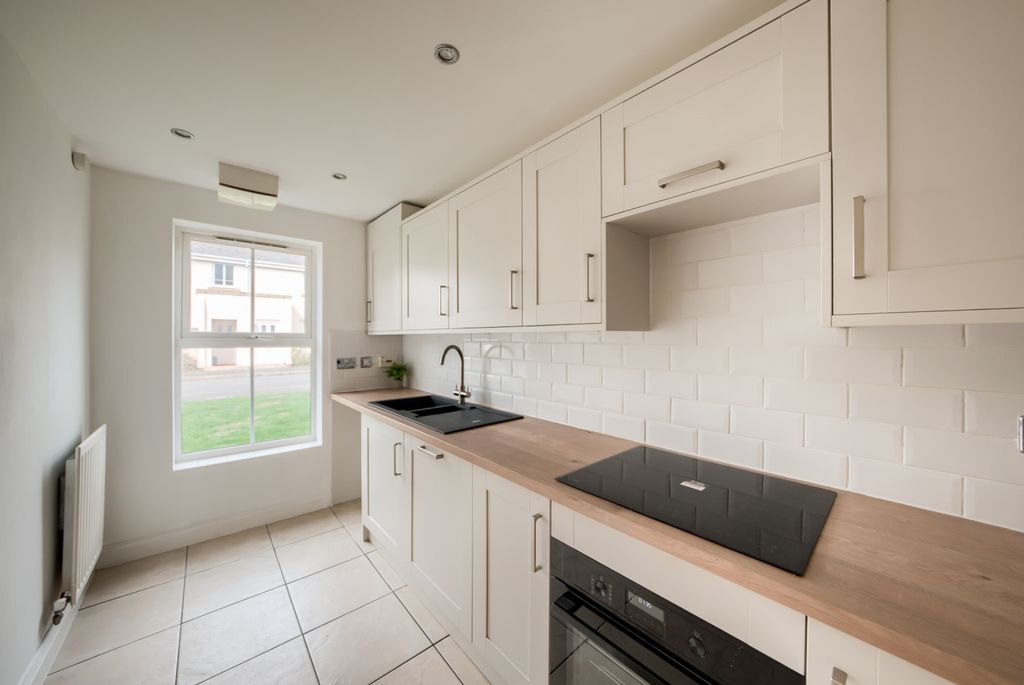 Property photo 2 of 21 Xh2A6617-Hdr(3) (1)