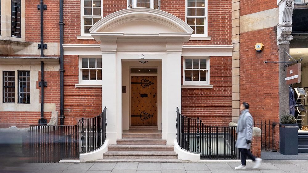 Property photo 1 of 9