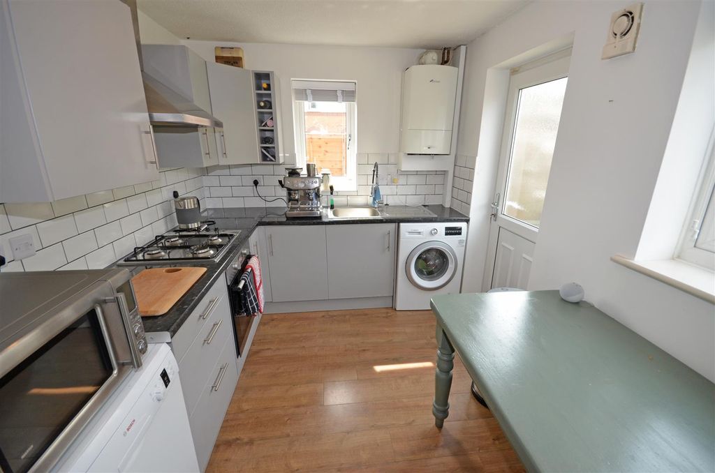 Property photo 2 of 12 07.Jpg