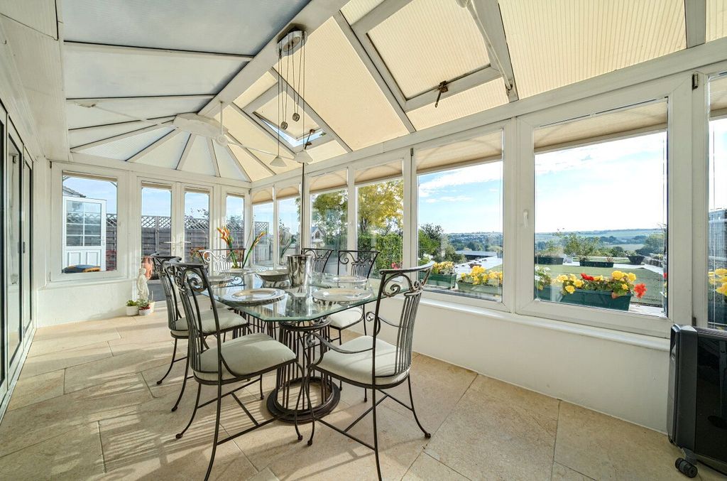 Property photo 3 of 26 1361310-16-68Dba2...