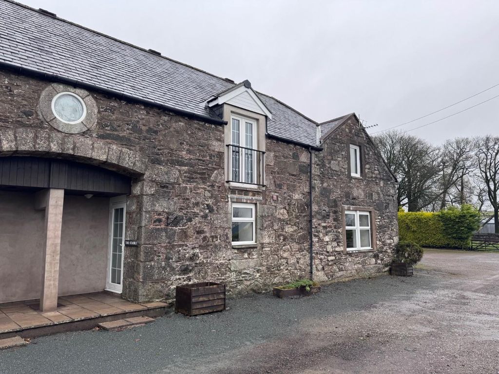 Property photo 1 of 17 Front