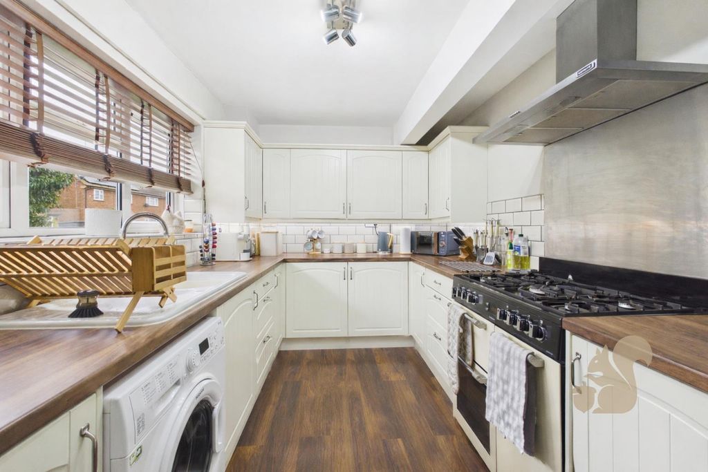 Property photo 2 of 23 Chatgpt Image Apr 13, 2026, 11_50_51 Am.Png