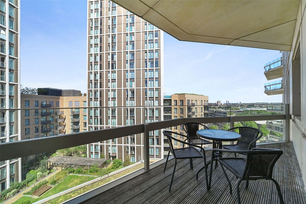 Property photo 1 of 20 Balcony