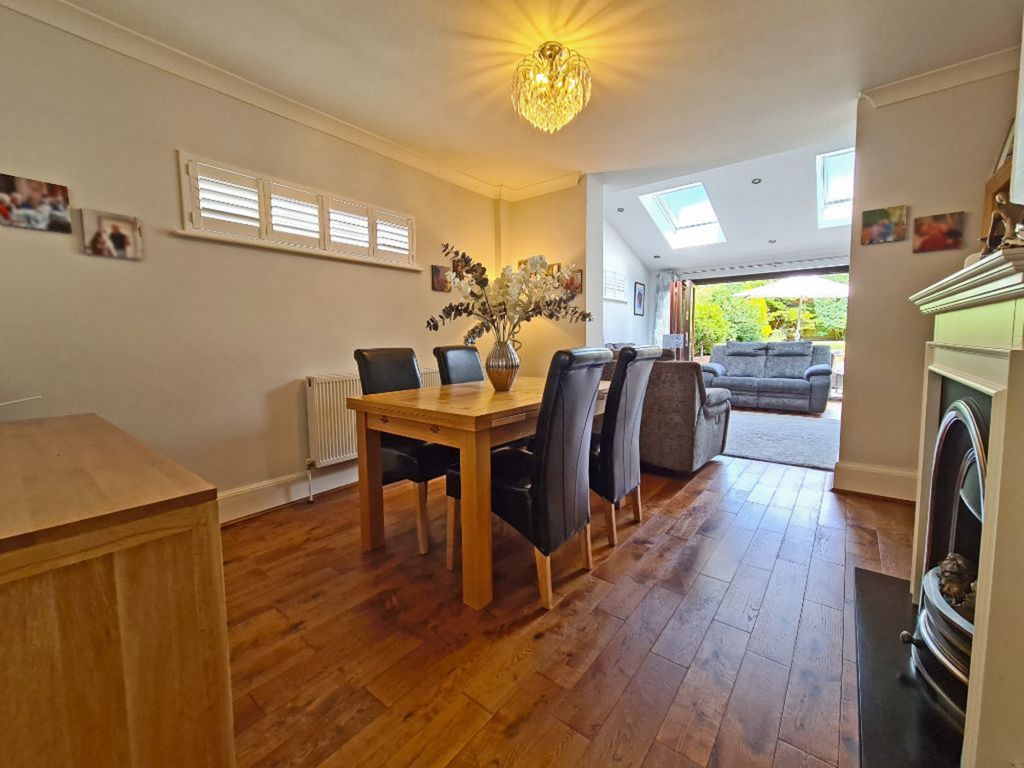 Property photo 3 of 28