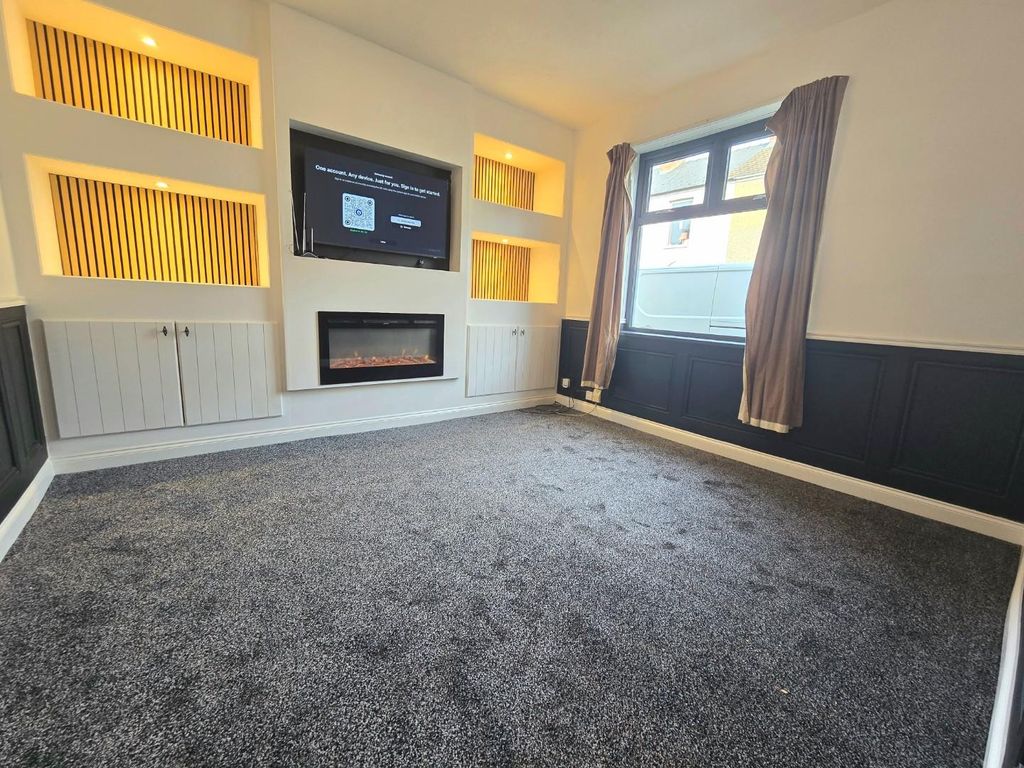 Property photo 2 of 13 Living Room