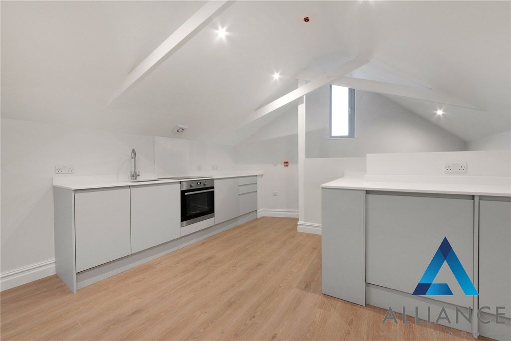 Property photo 2 of 10 Open Plan Kitchen