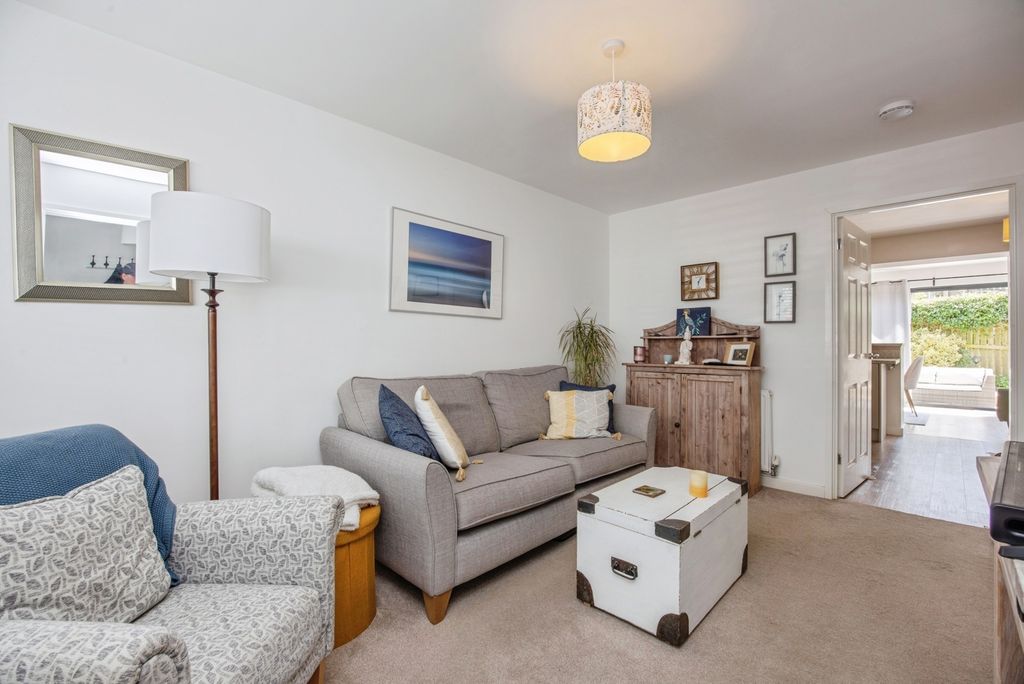 Property photo 2 of 20 Pbox-Img.Jpg