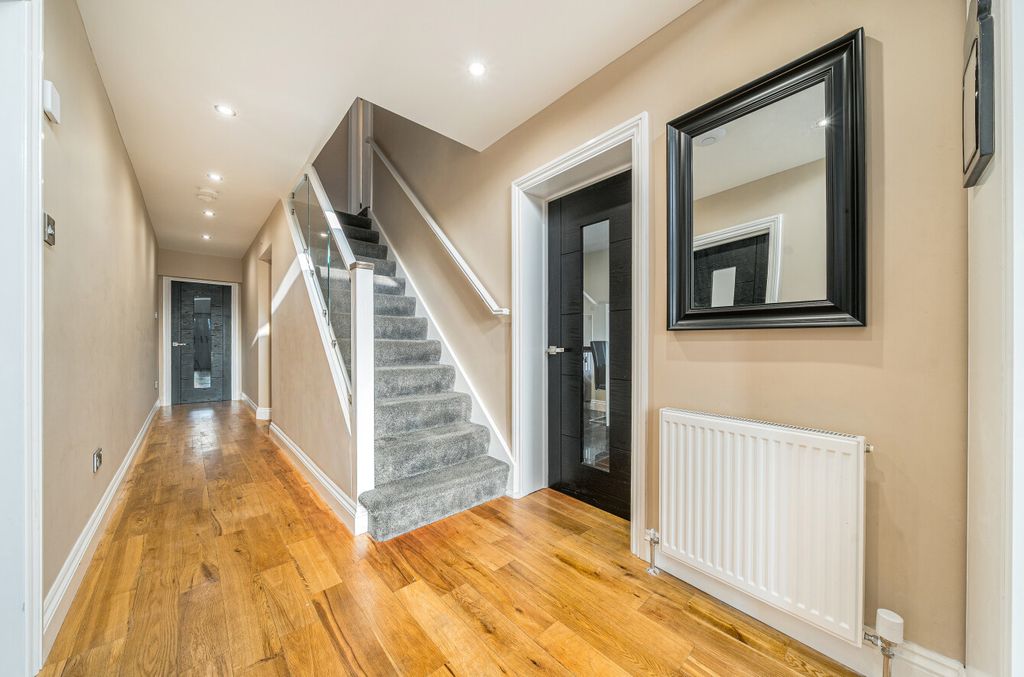 Property photo 2 of 29 1423619-38-69A9B4...