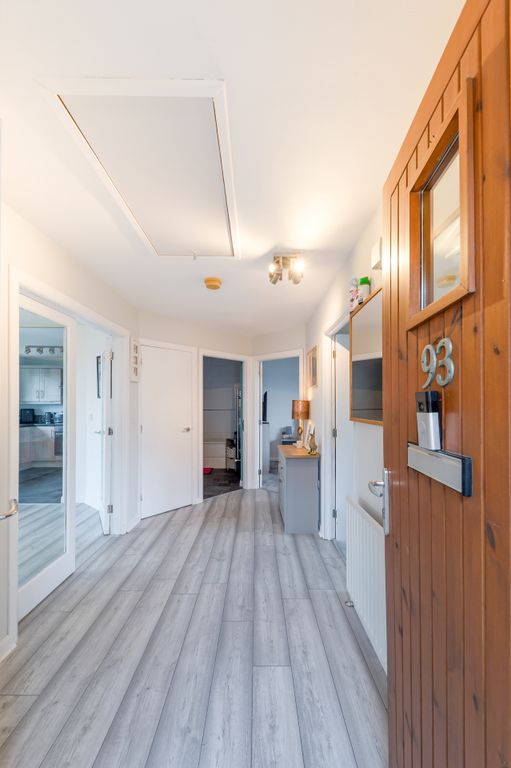 Property photo 3 of 25 009