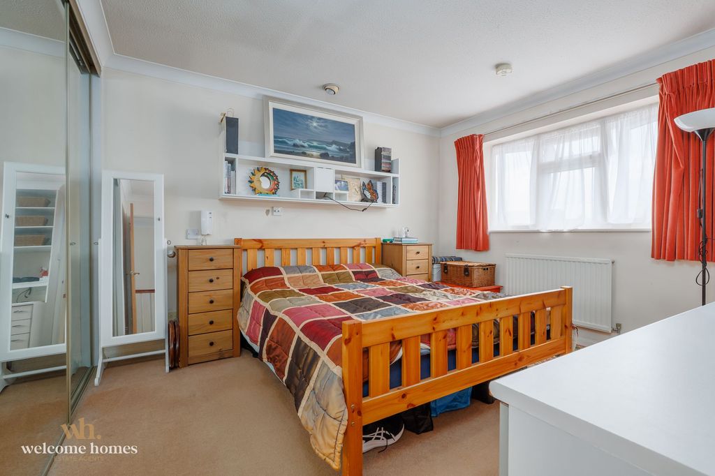 Property photo 3 of 22