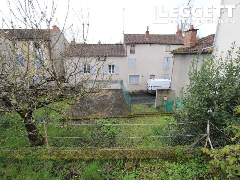 Property photo 2 of 10