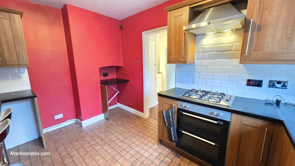 Property photo 2 of 23 Kitchen