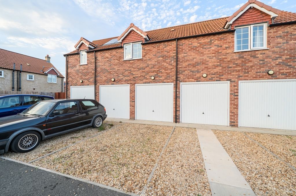 Additional image 19 of 2 bed flat for saleCheviot Crescent, Coningsby, Lincoln, Lincolnshire LN4