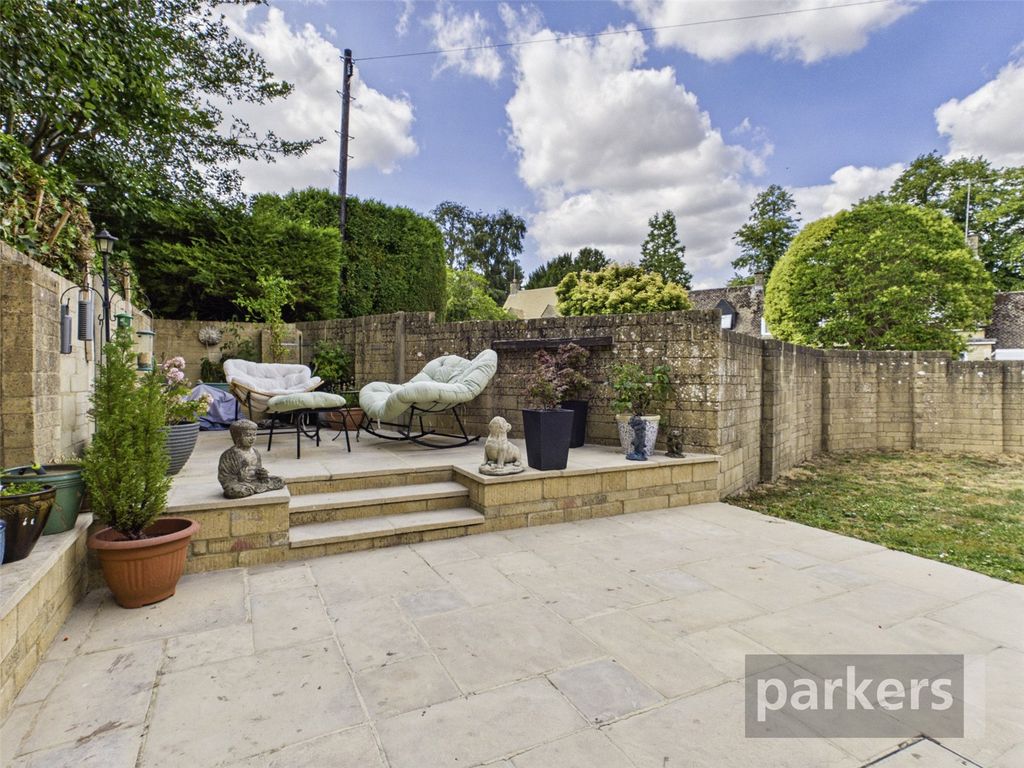Property photo 3 of 35 Patio
