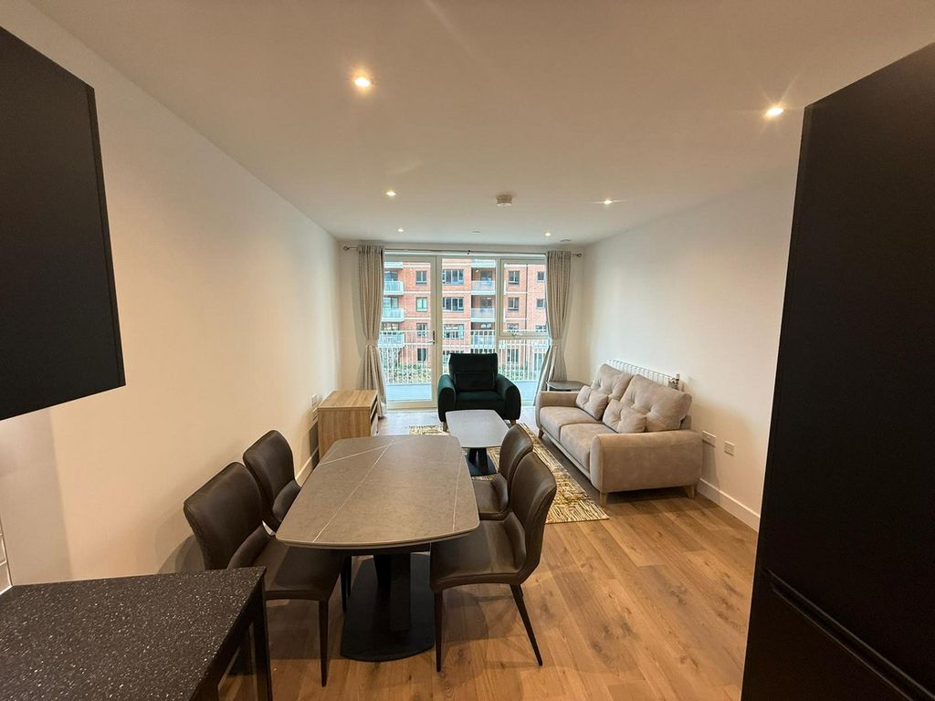 Property photo 2 of 13