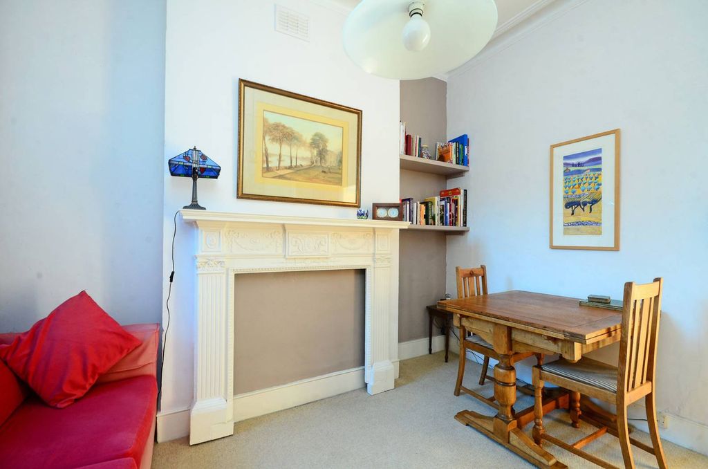 Property photo 3 of 7