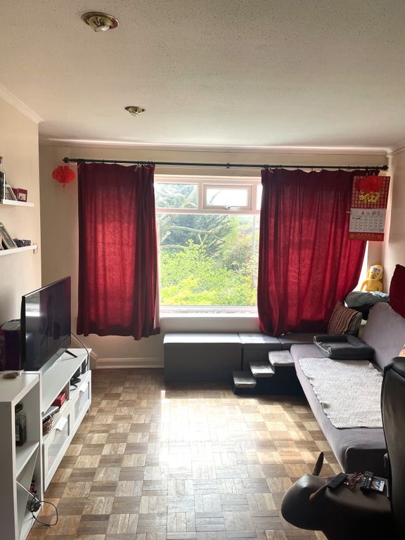 Property photo 2 of 5