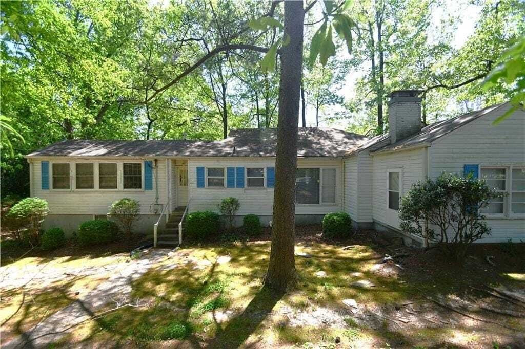 Property photo 1 of 17