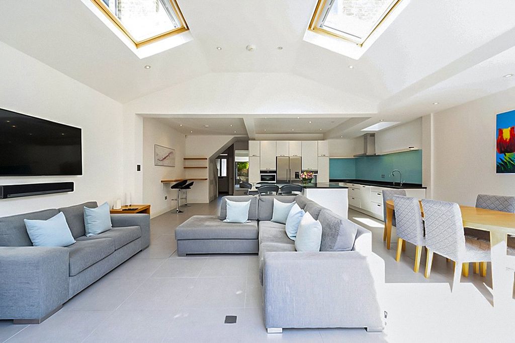 Property photo 3 of 19 Picture No. 60