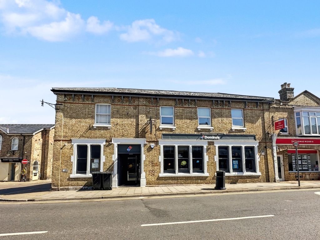 Property photo 1 of 12