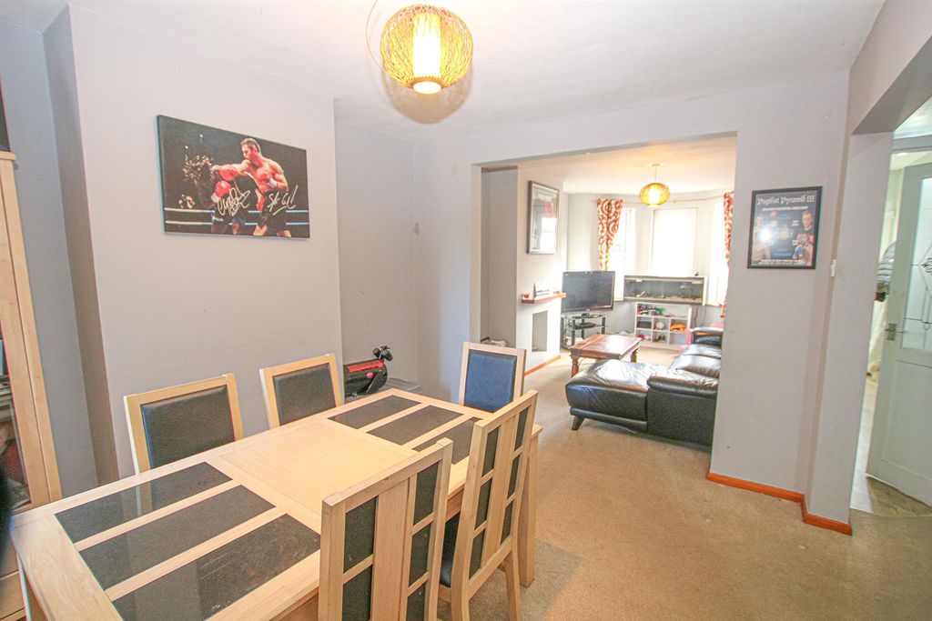 Property photo 3 of 15 Img_7158 Lvg Din.Jpg