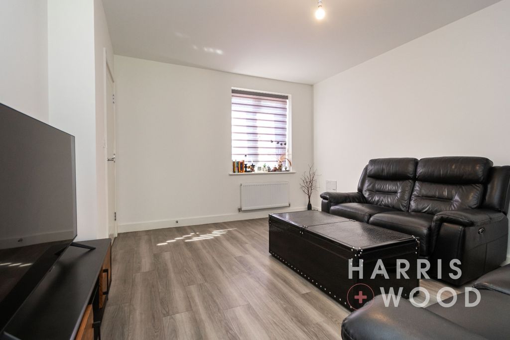 Property photo 2 of 24 4170322