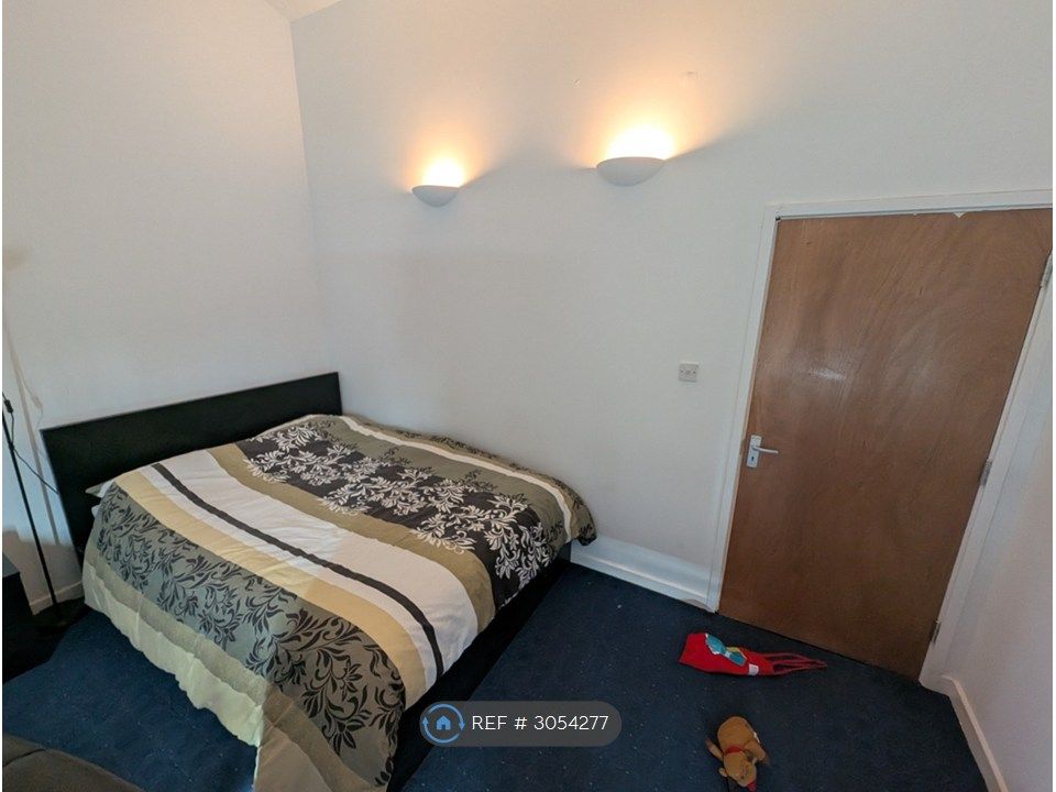 Property photo 1 of 22 Room Two