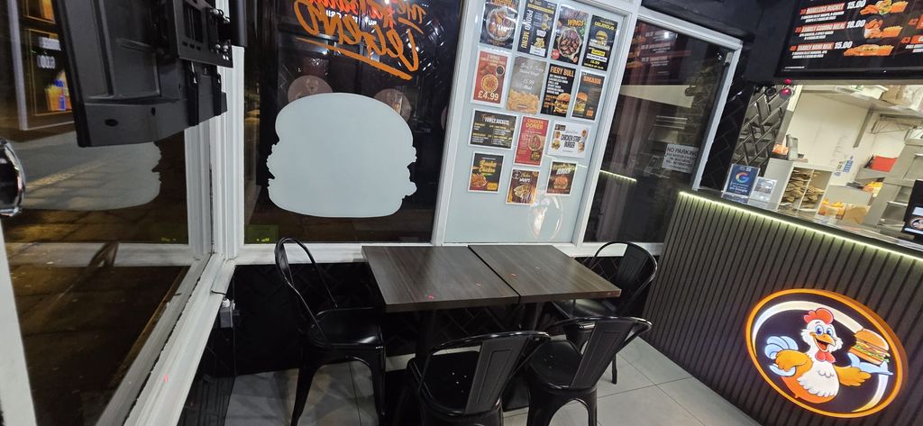 Property photo 2 of 8