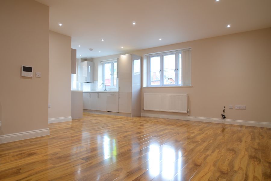 Property photo 1 of 11 1.Loungenew.Jpg