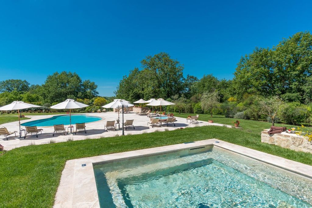 Property photo 3 of 38