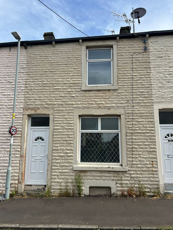Property photo 1 of 1