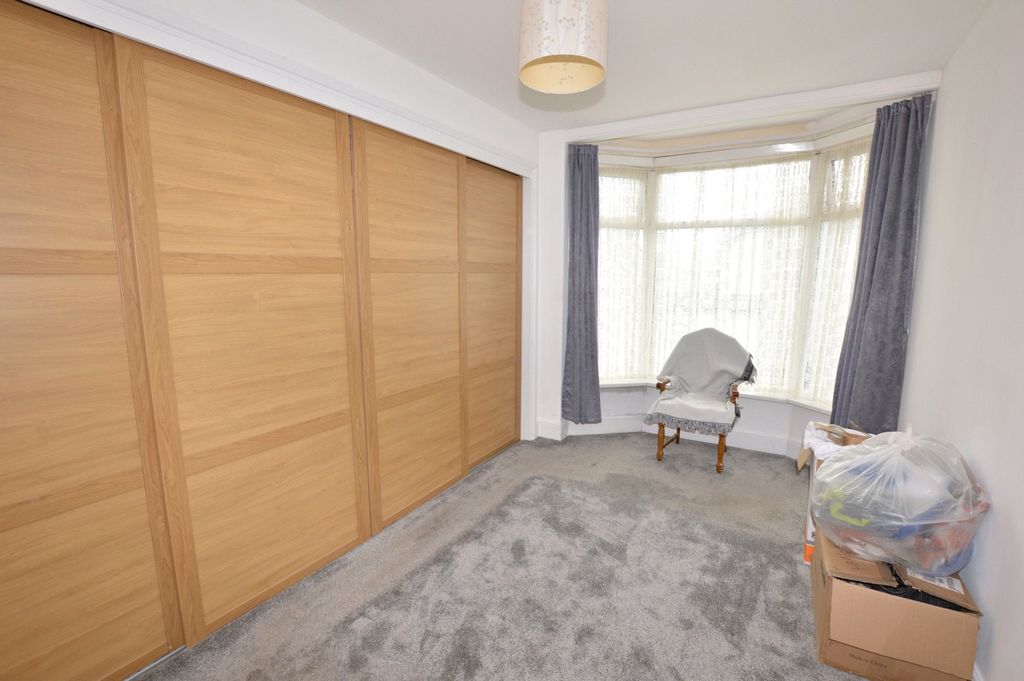 Property photo 3 of 13 3 - Picture No. 11