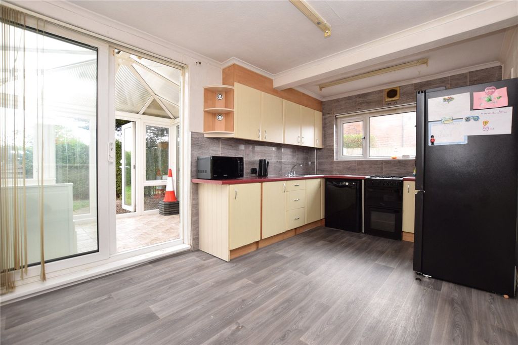 Property photo 3 of 17 Picture No. 03