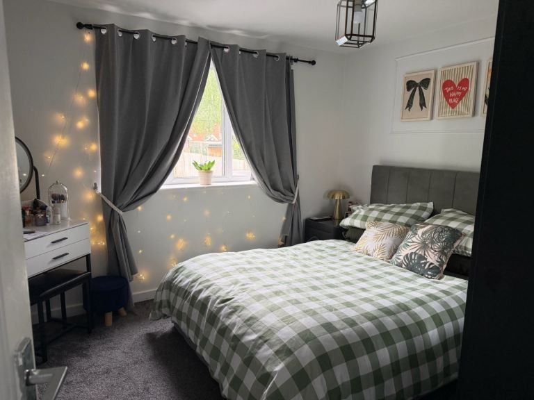 Property photo 1 of 3