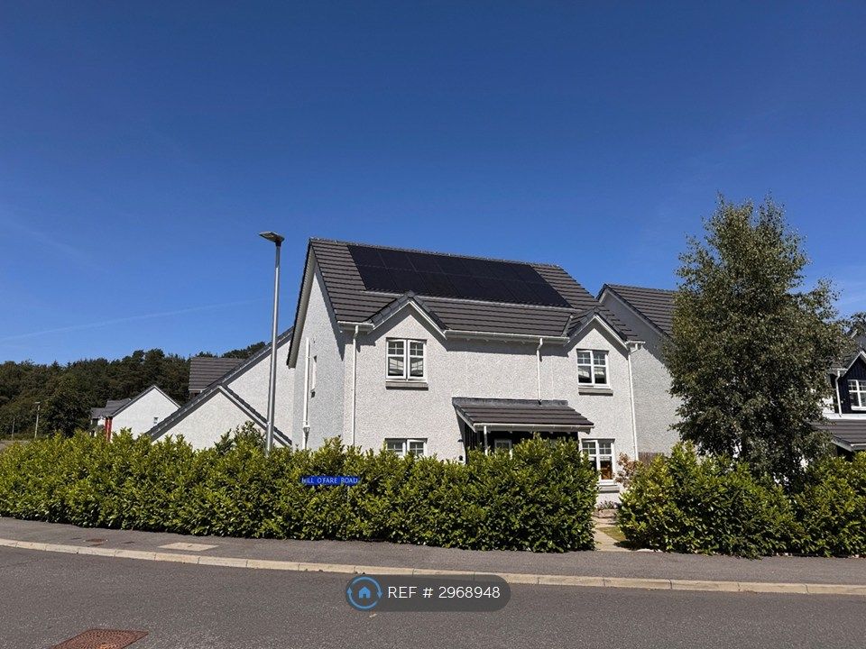 Property photo 1 of 11 Road View