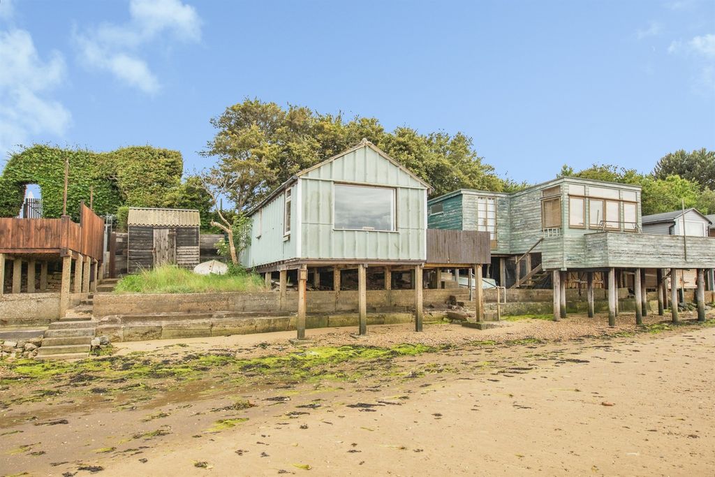 Property photo 1 of 20
