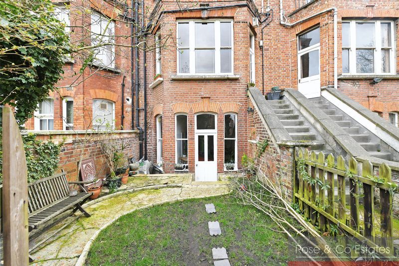 Property photo 2 of 8 Photo 9